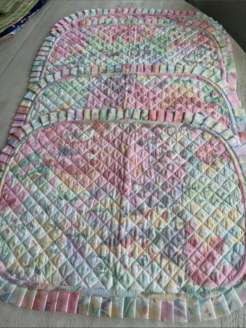 NWOT set of 4 quilted placemats & napkins